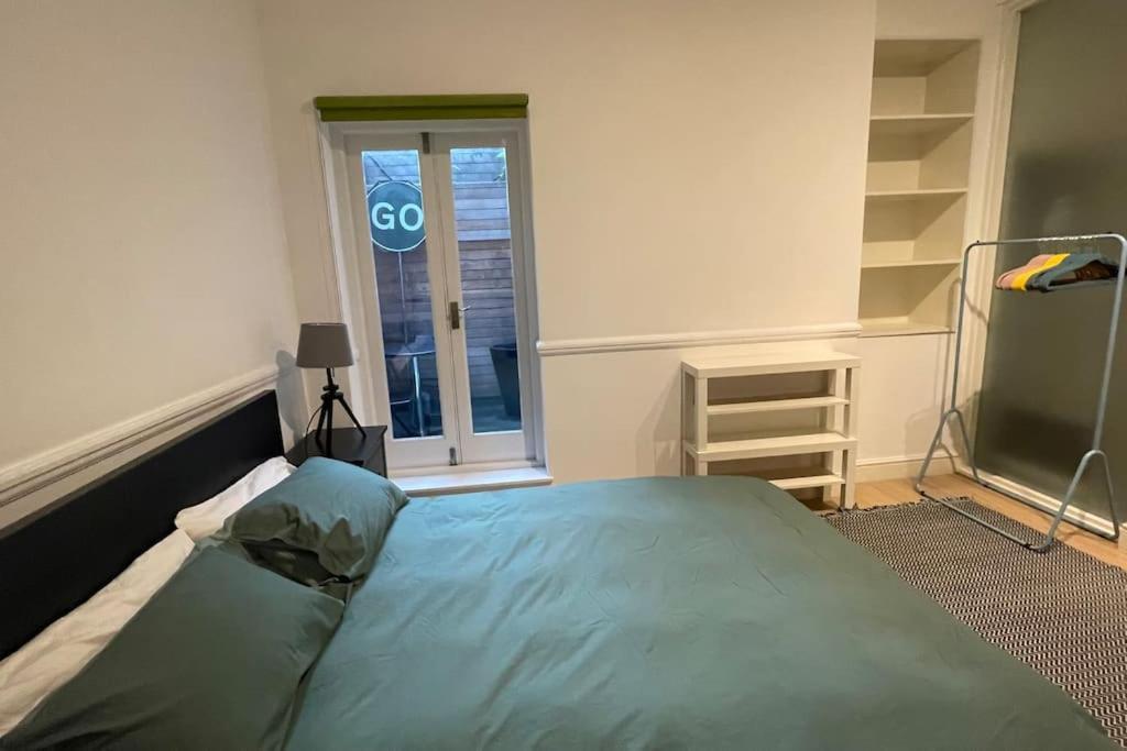 The Flat With The Heart Apartment London Bagian luar foto