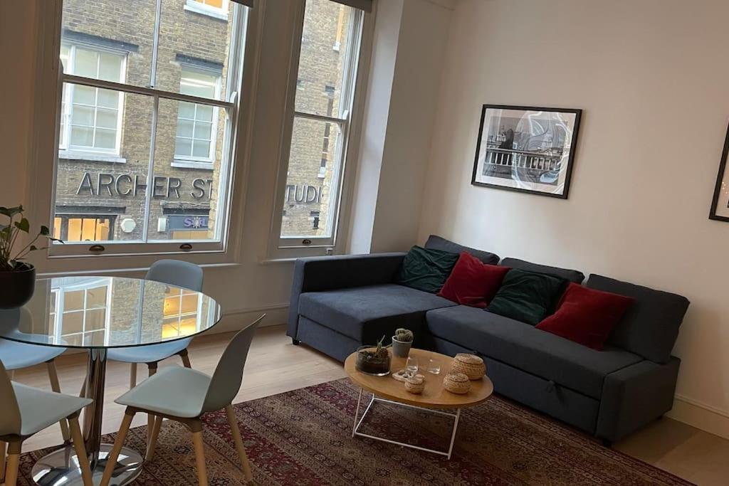 The Flat With The Heart Apartment London Bagian luar foto